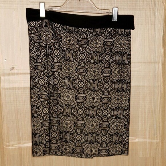 The Limited Knit Faux Lace Mini Skirt 4 - Picture 2 of 7